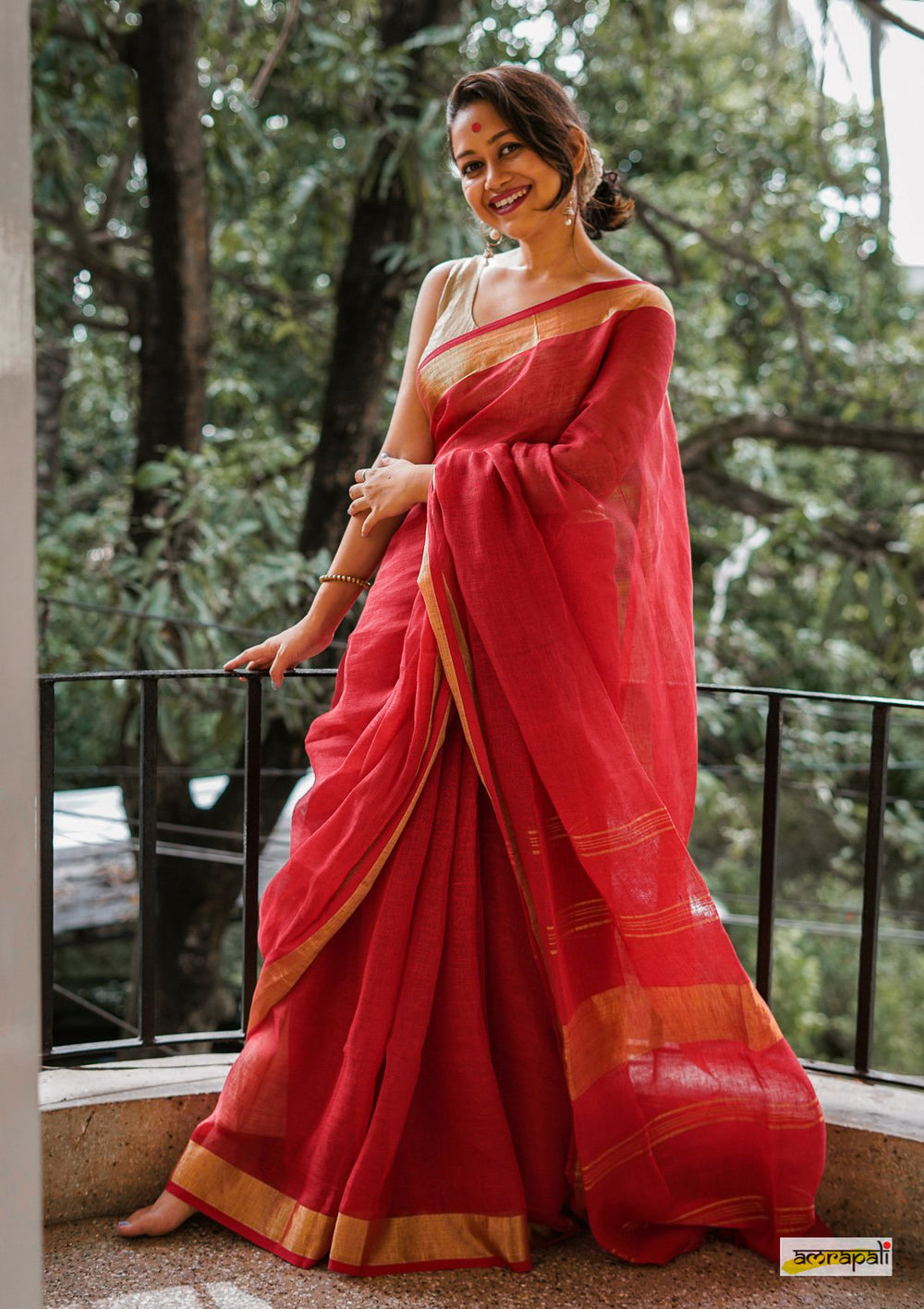 Shreni muslin benarasi saree with benarasi pallu