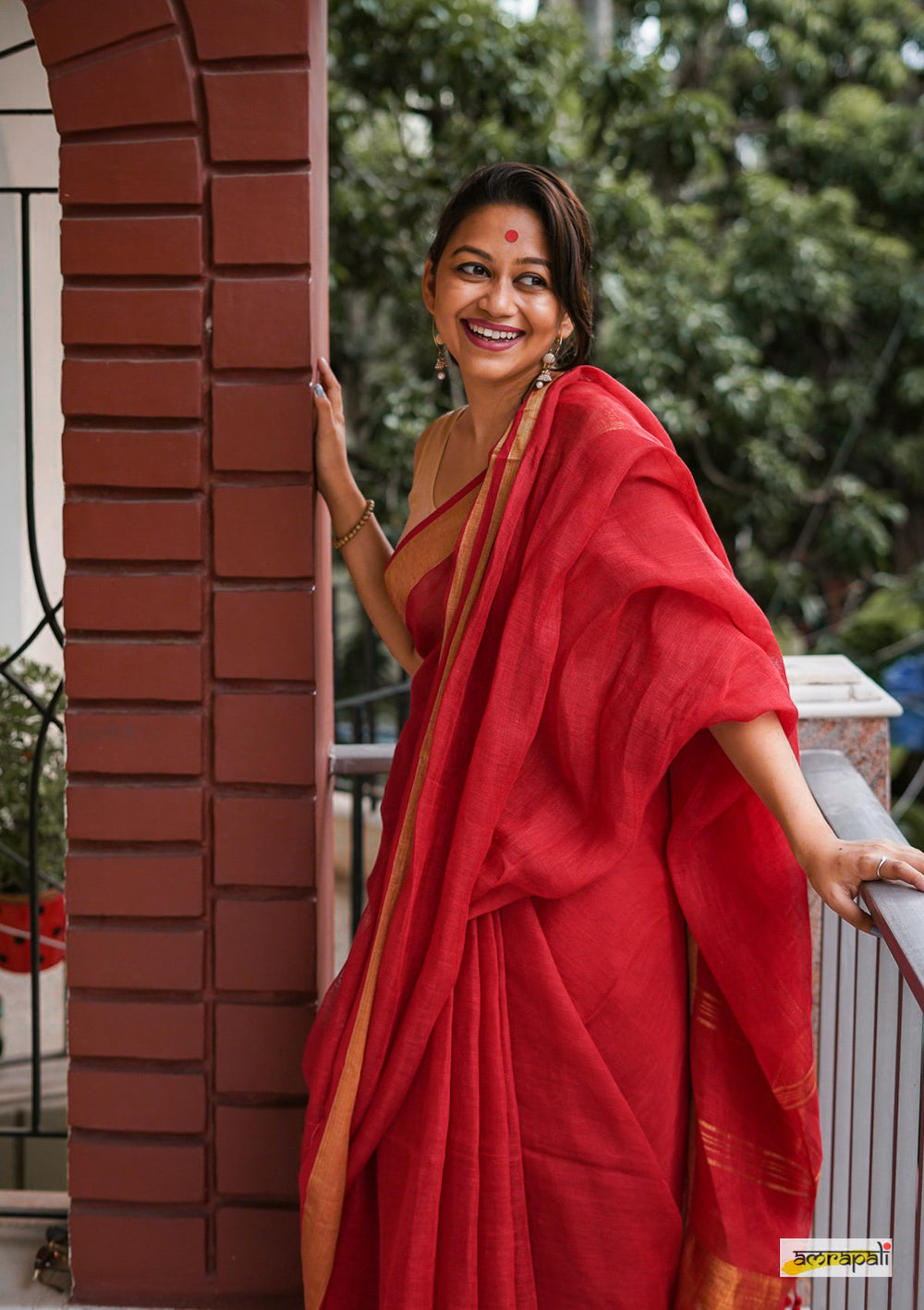 Shreni muslin benarasi saree with benarasi pallu