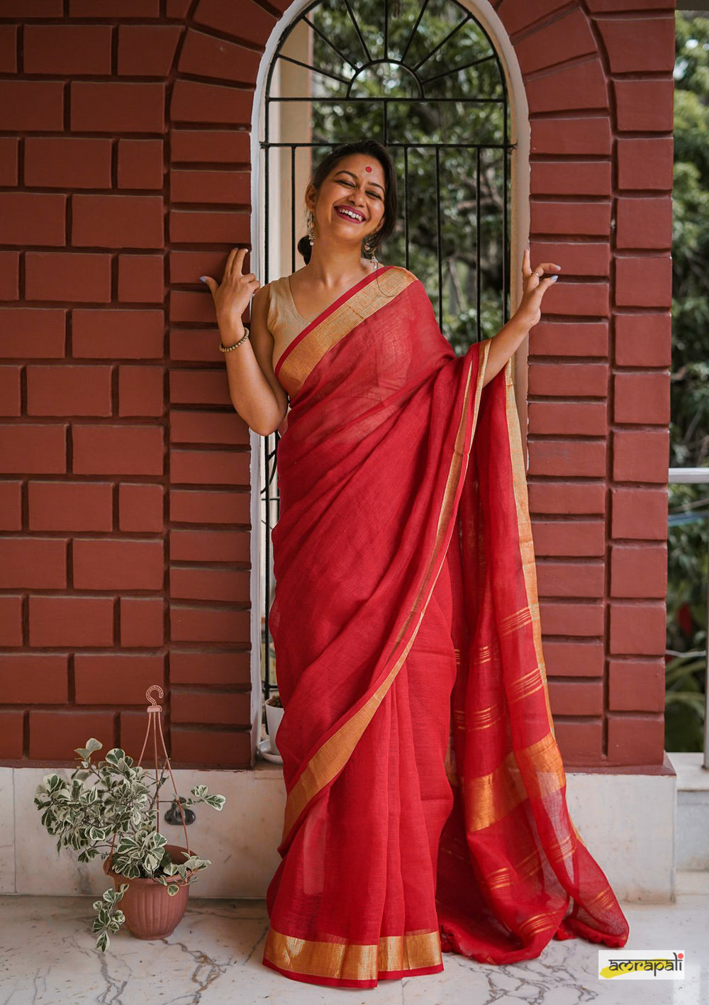 Shreni muslin benarasi saree with benarasi pallu